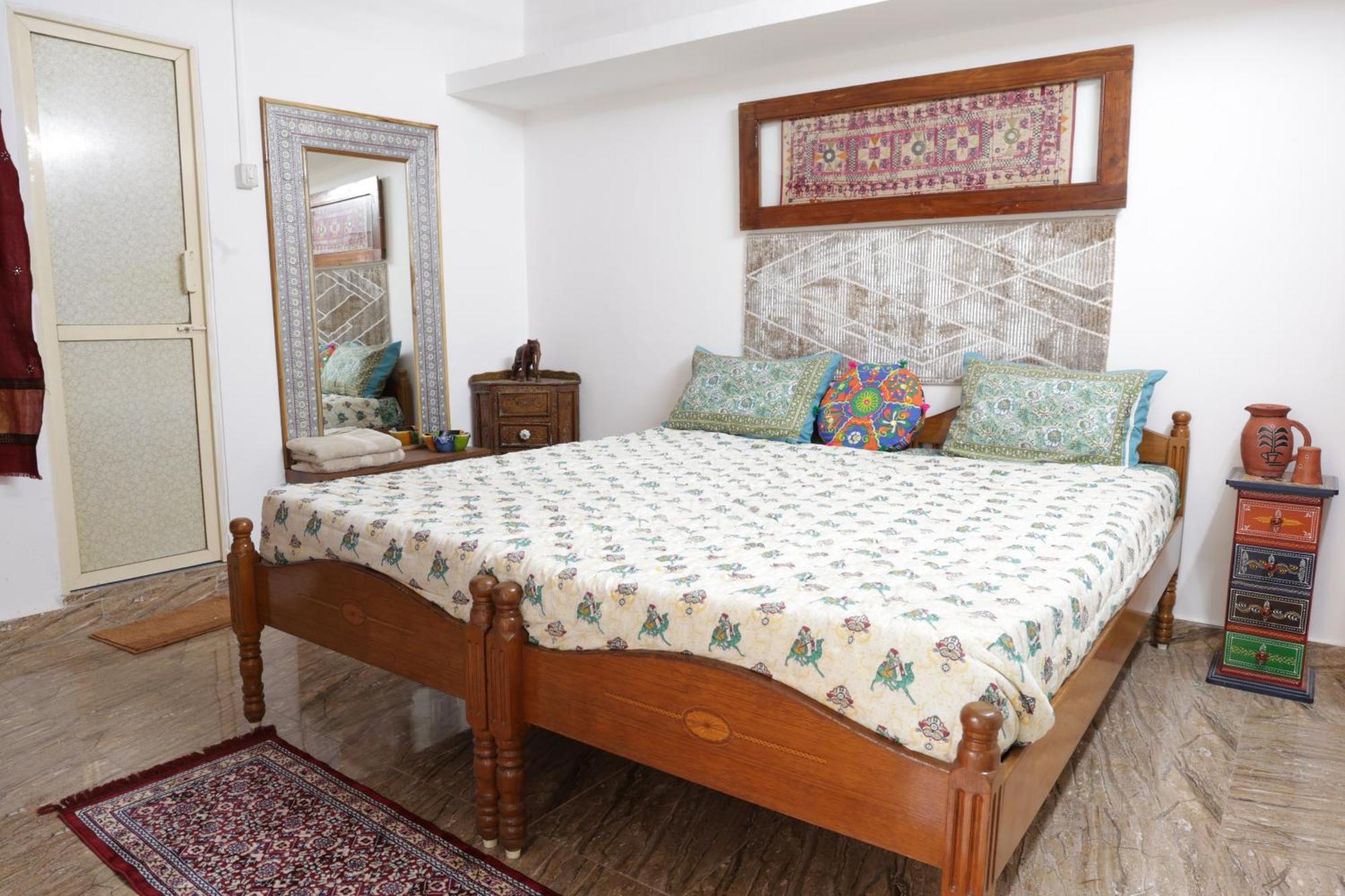 Prag View Heritage Homestay Бхудж Экстерьер фото
